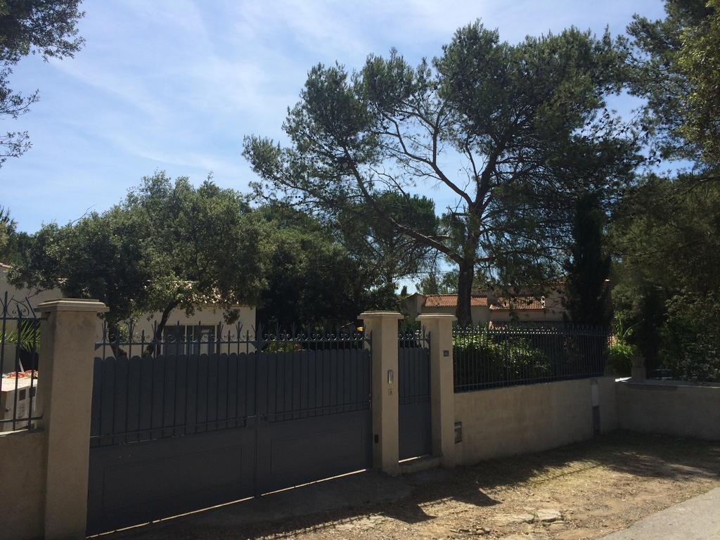Le Mazet De Trial Villa Aubais Phòng bức ảnh